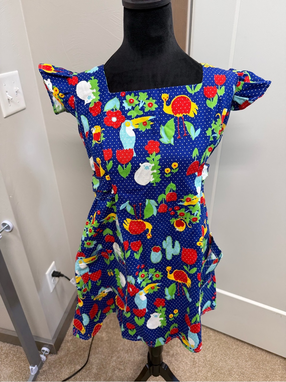 Vintage‎ Now Designs Party Kitchen Apron Floral Bird Ruffle Sleeve Full Cooking